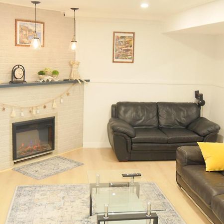 Applewood Gardens Apartment Миссиссага Экстерьер фото